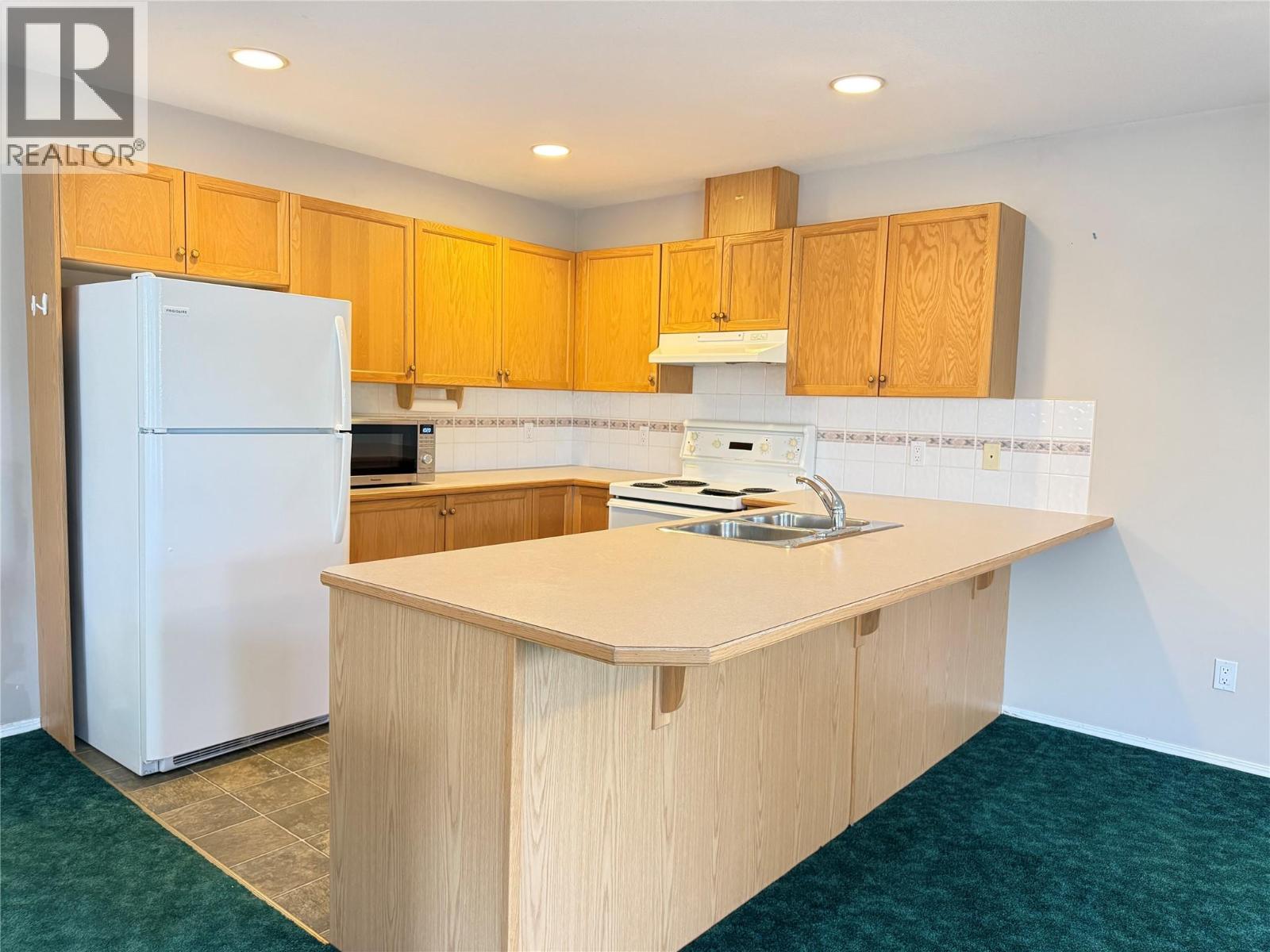 18A Wolf Crescent - 5