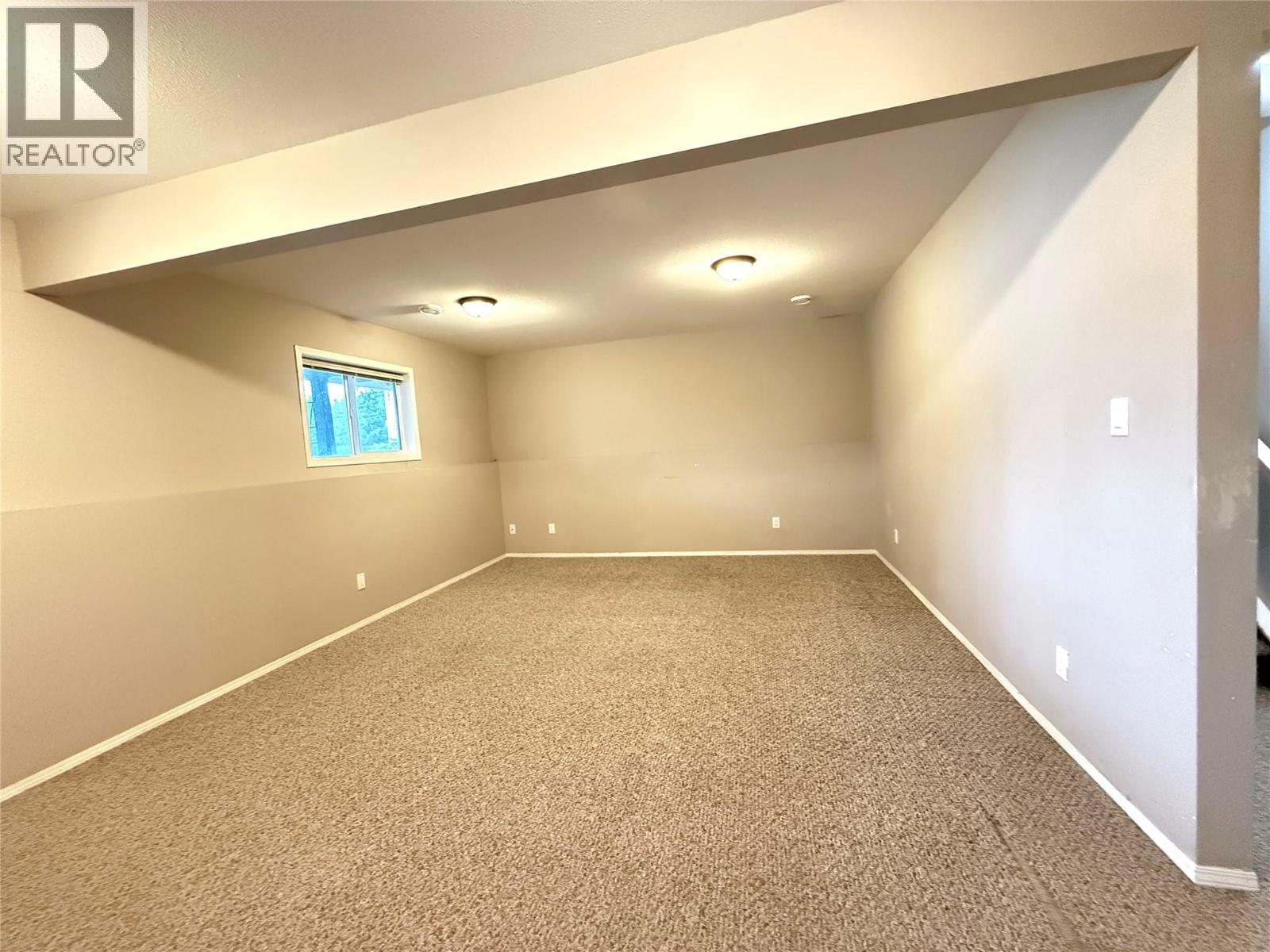 18A Wolf Crescent - 26