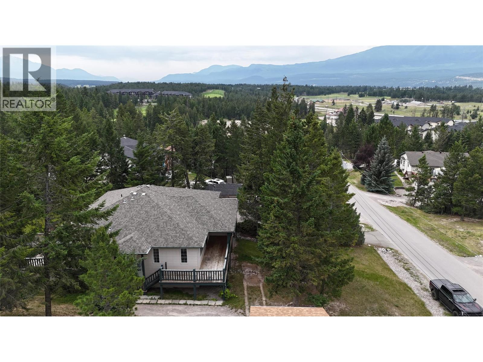 18A Wolf Crescent - 40