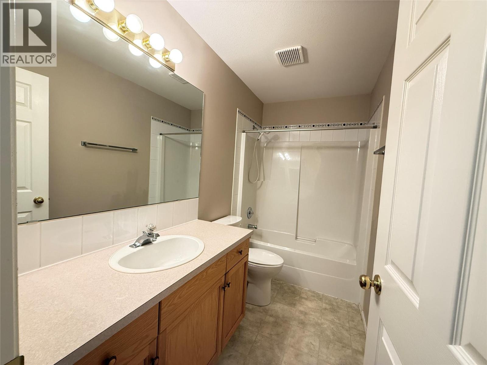 18A Wolf Crescent - 16