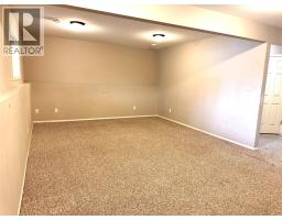 18a Wolf Crescent, Windermere, BC V0A1K2 Photo 30