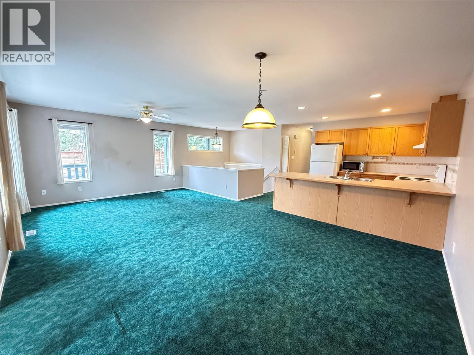 18A Wolf Crescent - 11