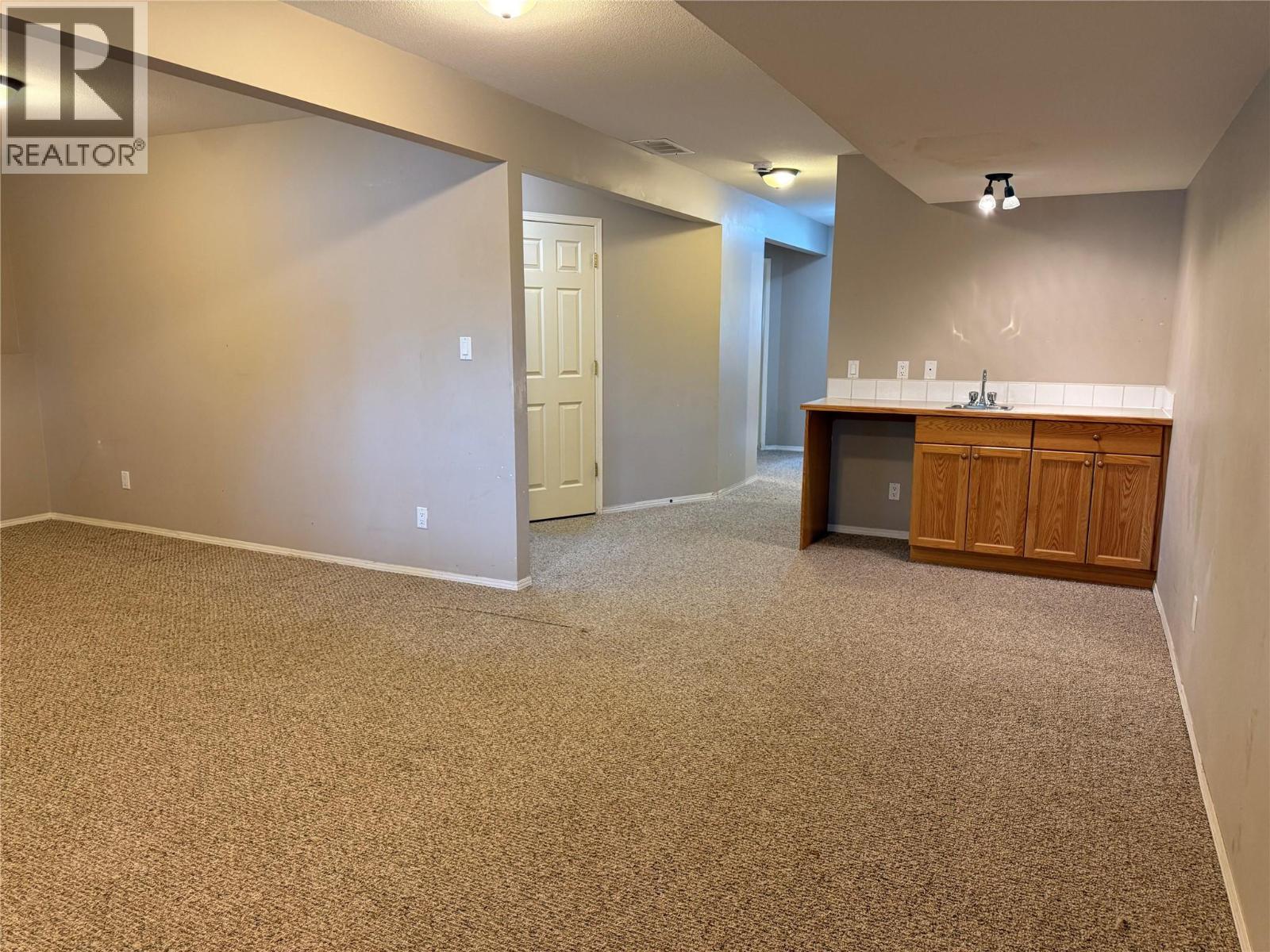 18A Wolf Crescent - 29