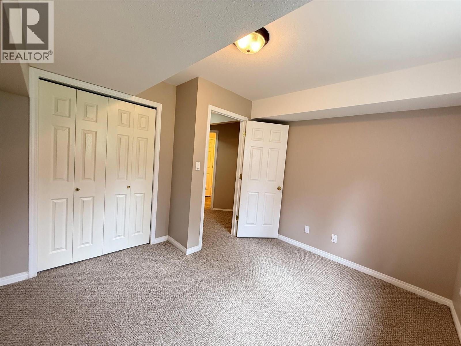 18A Wolf Crescent - 36