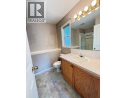 18a Wolf Crescent, Windermere, BC V0A1K2 Photo 21