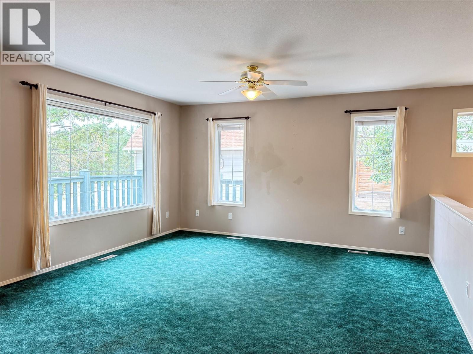 18A Wolf Crescent - 10