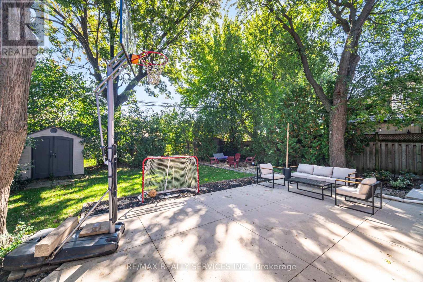 85 ELDOMAR AVENUE - 36