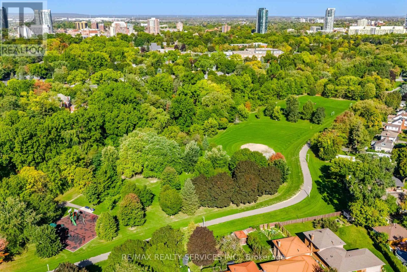 85 ELDOMAR AVENUE - 44