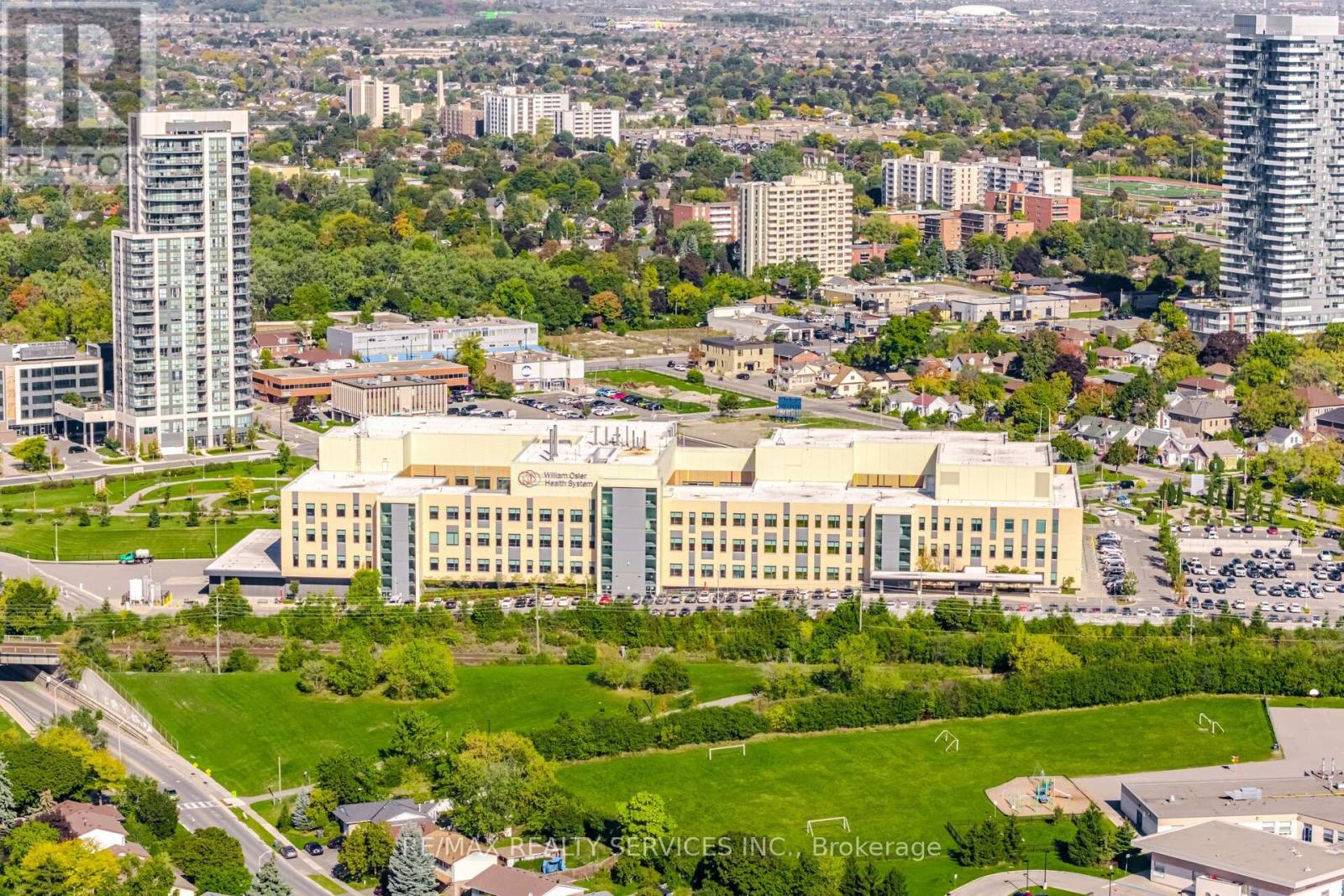 85 ELDOMAR AVENUE - 47