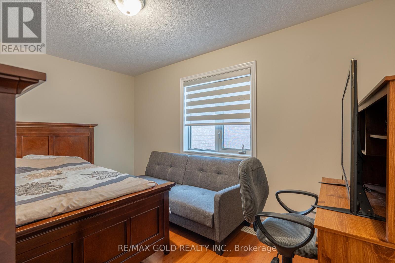 409 FERNFOREST DRIVE - 24