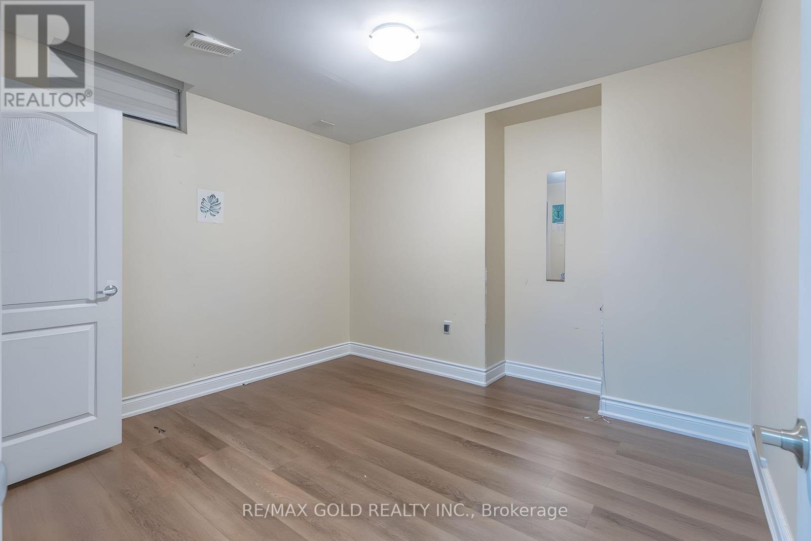 409 FERNFOREST DRIVE - 30
