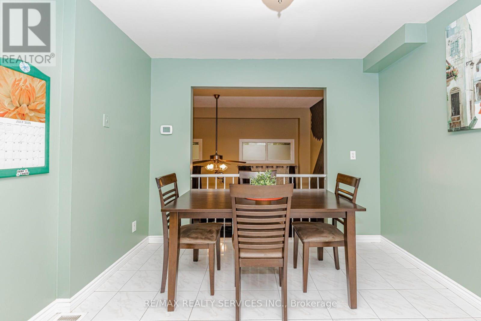 47 DAWSON CRESCENT - 12