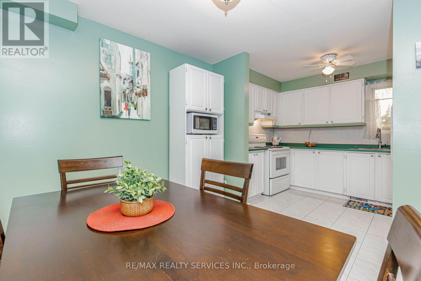 47 DAWSON CRESCENT - 14