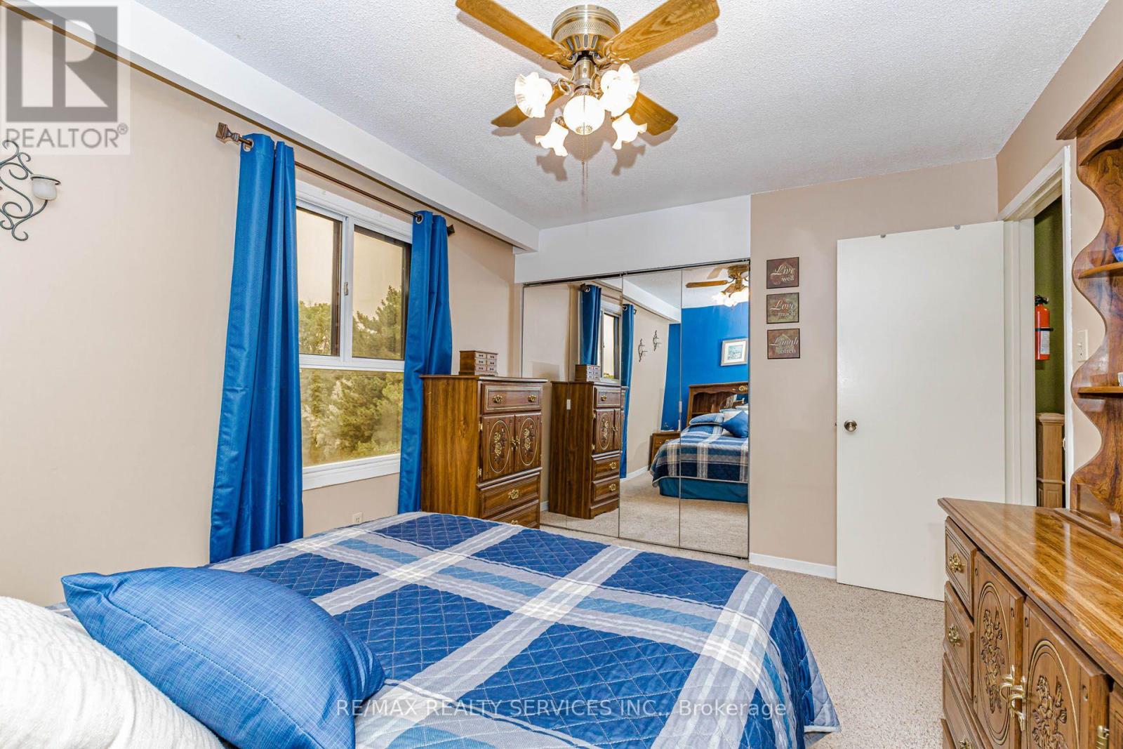 47 DAWSON CRESCENT - 24