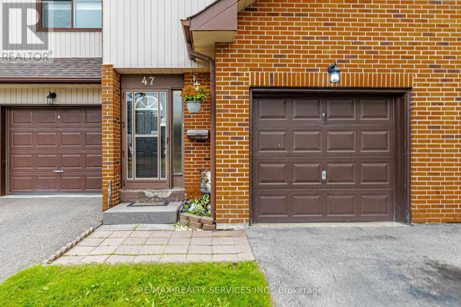 47 DAWSON CRESCENT - 3