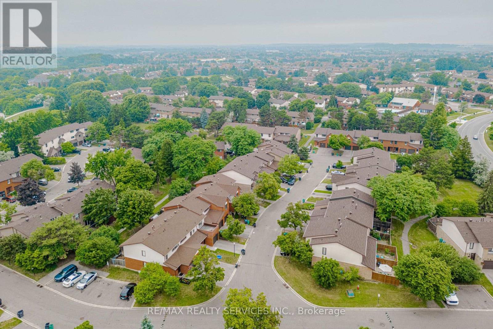 47 DAWSON CRESCENT - 35
