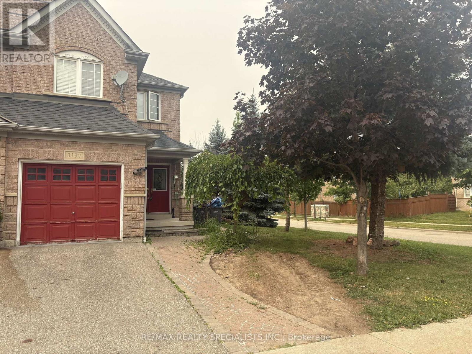 3137 BENTLEY DRIVE - 1