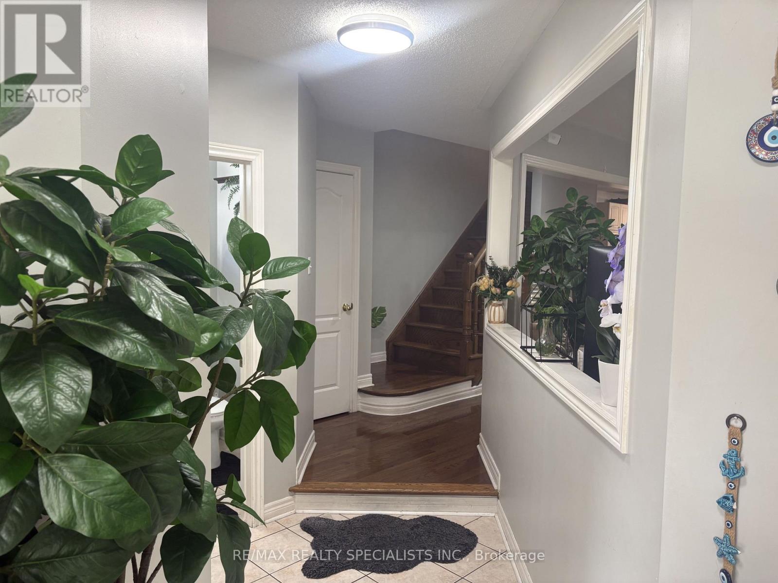 3137 BENTLEY DRIVE - 2