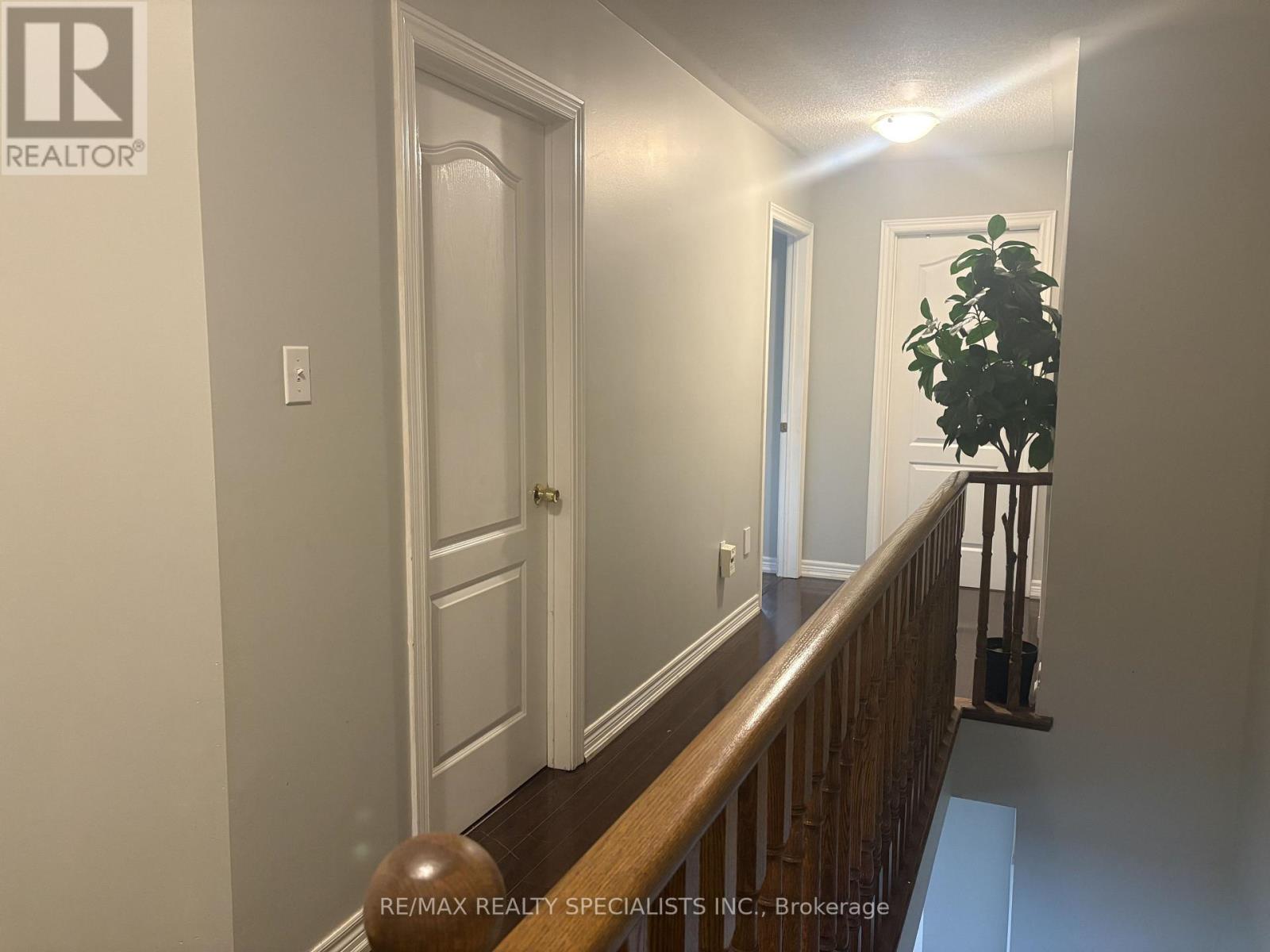 3137 BENTLEY DRIVE - 28