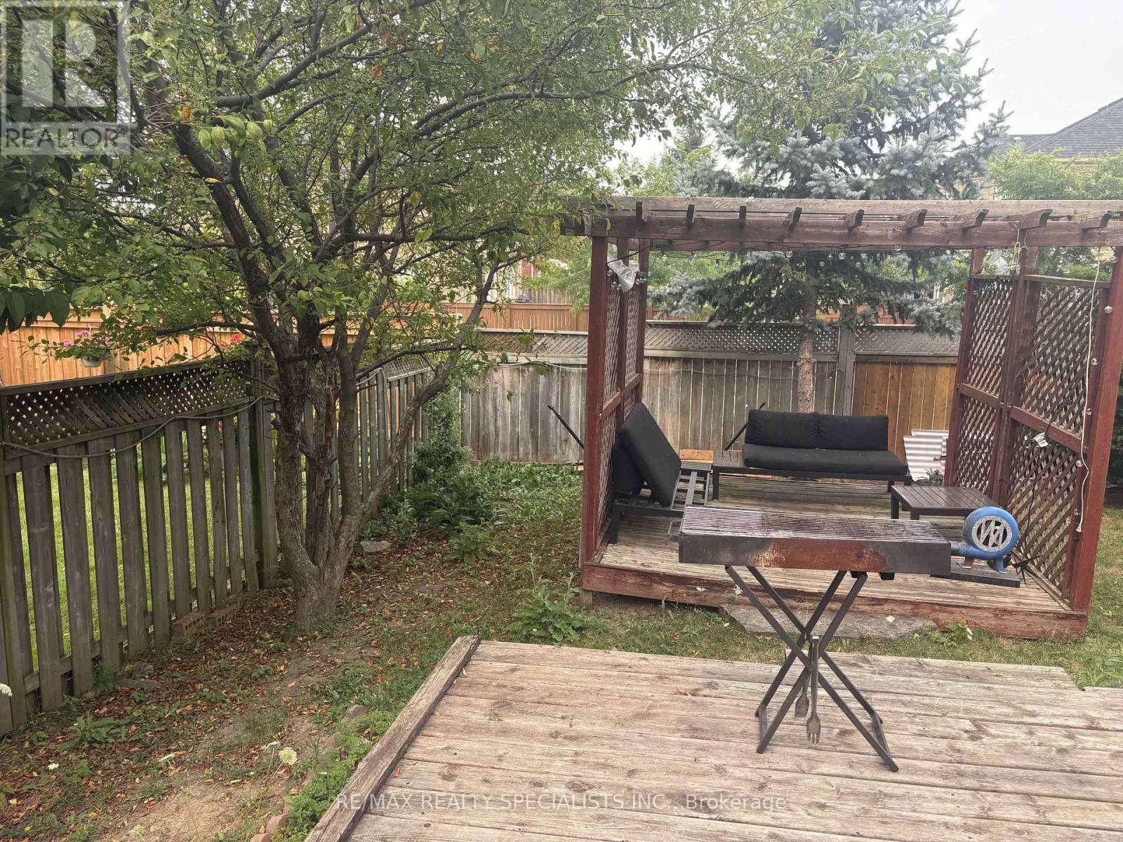 3137 BENTLEY DRIVE - 35