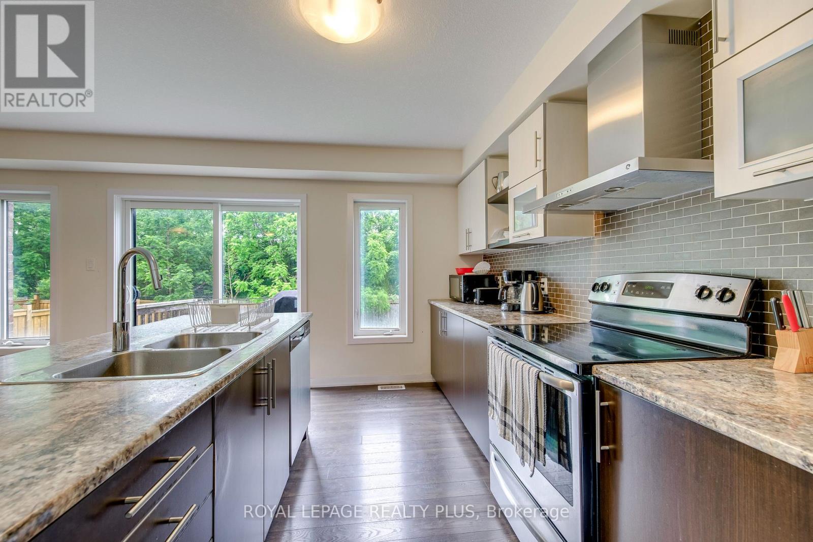 68 CRAFTER CRESCENT - 14