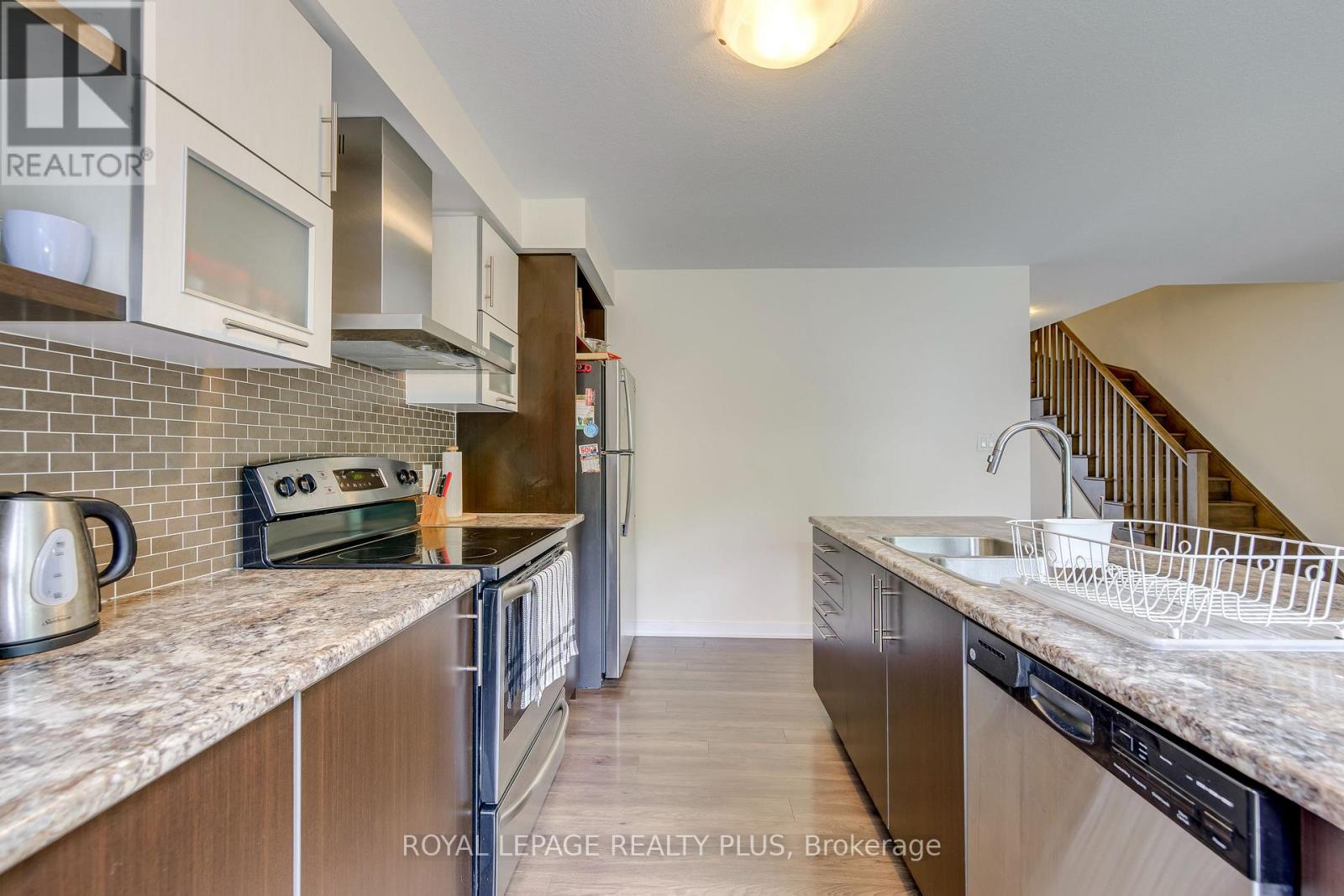 68 CRAFTER CRESCENT - 15