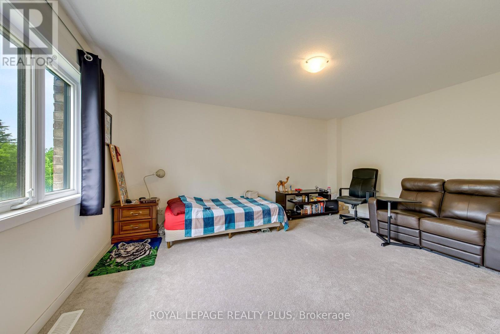68 CRAFTER CRESCENT - 22