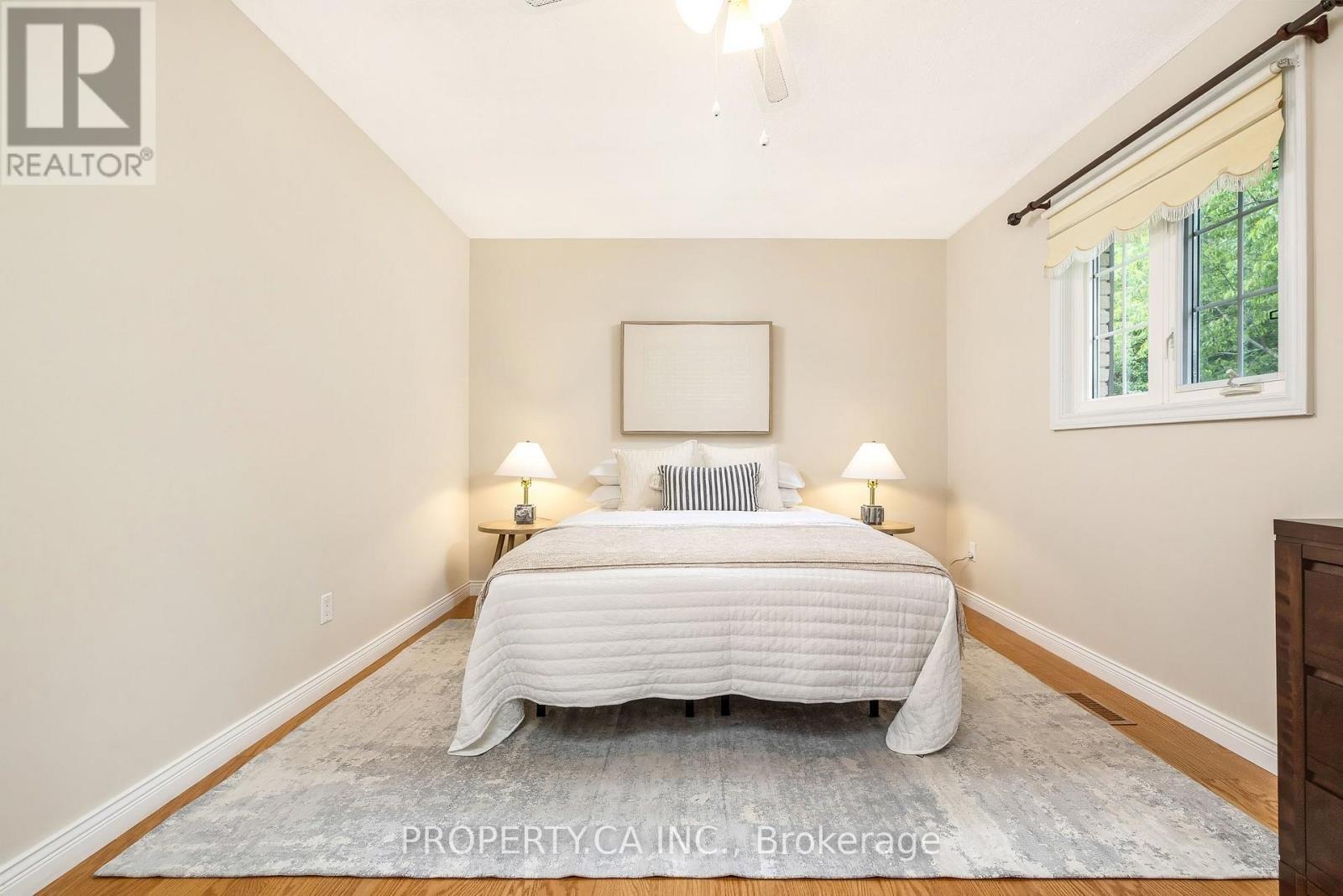 30 GOLDEN ROAD - Image 16