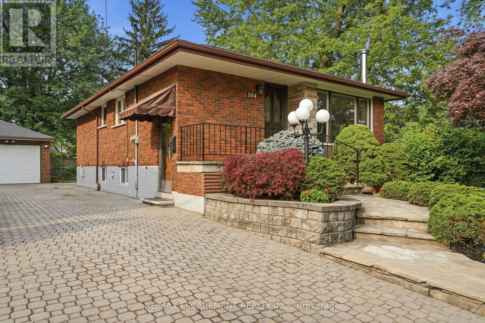 104 DALLAS AVENUE - 3
