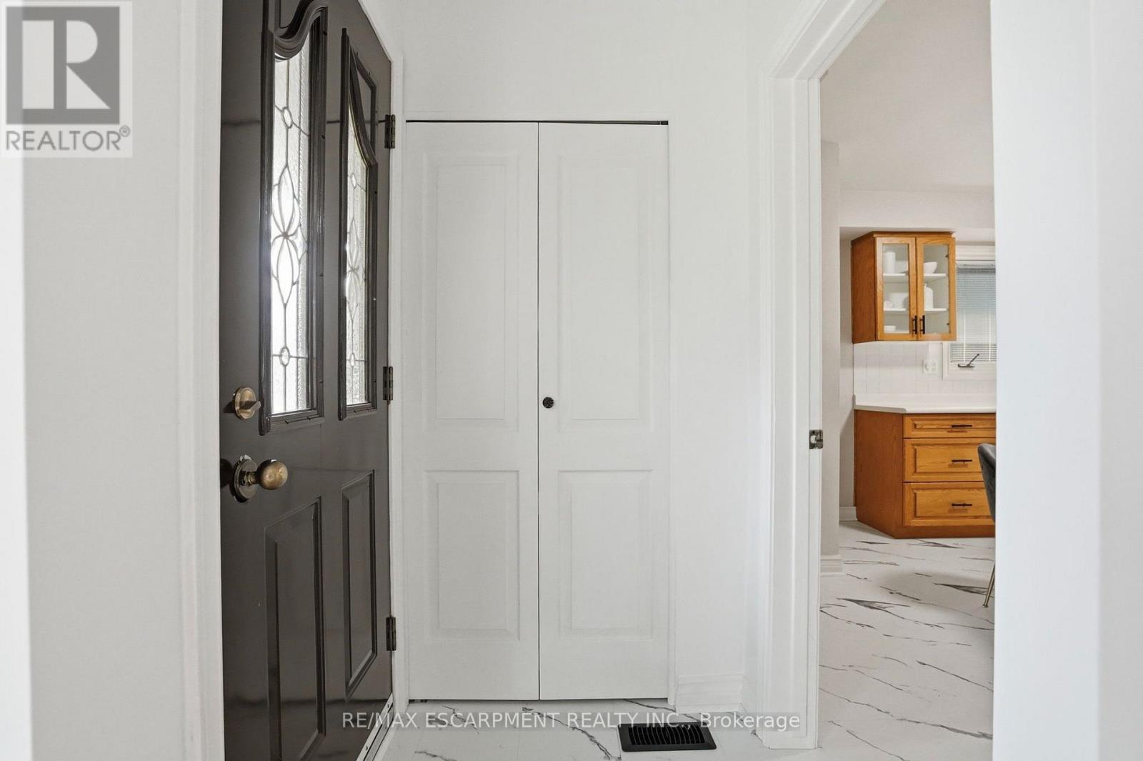 104 DALLAS AVENUE - 5