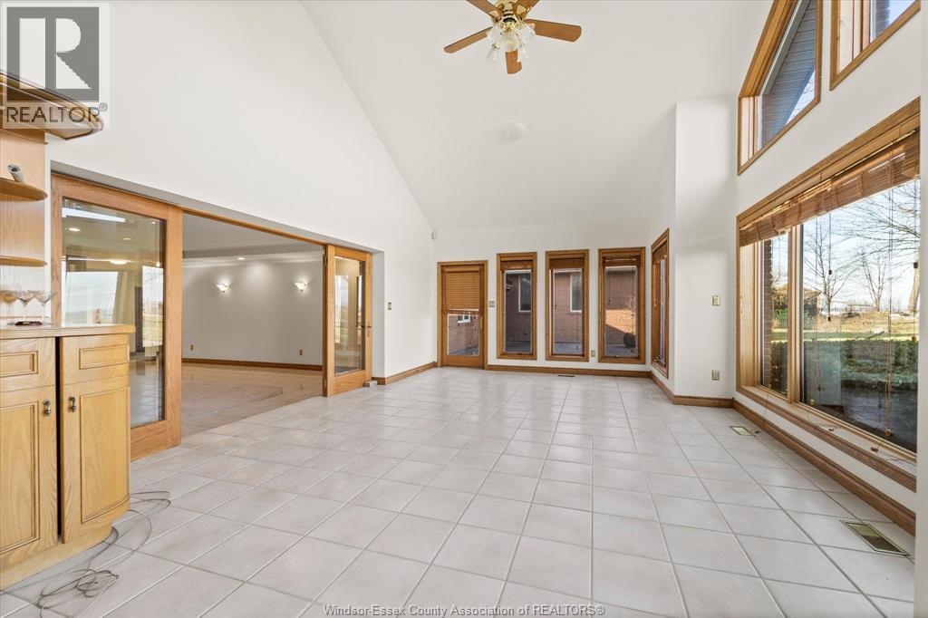 410 RUSSELL WOODS ROAD - 15