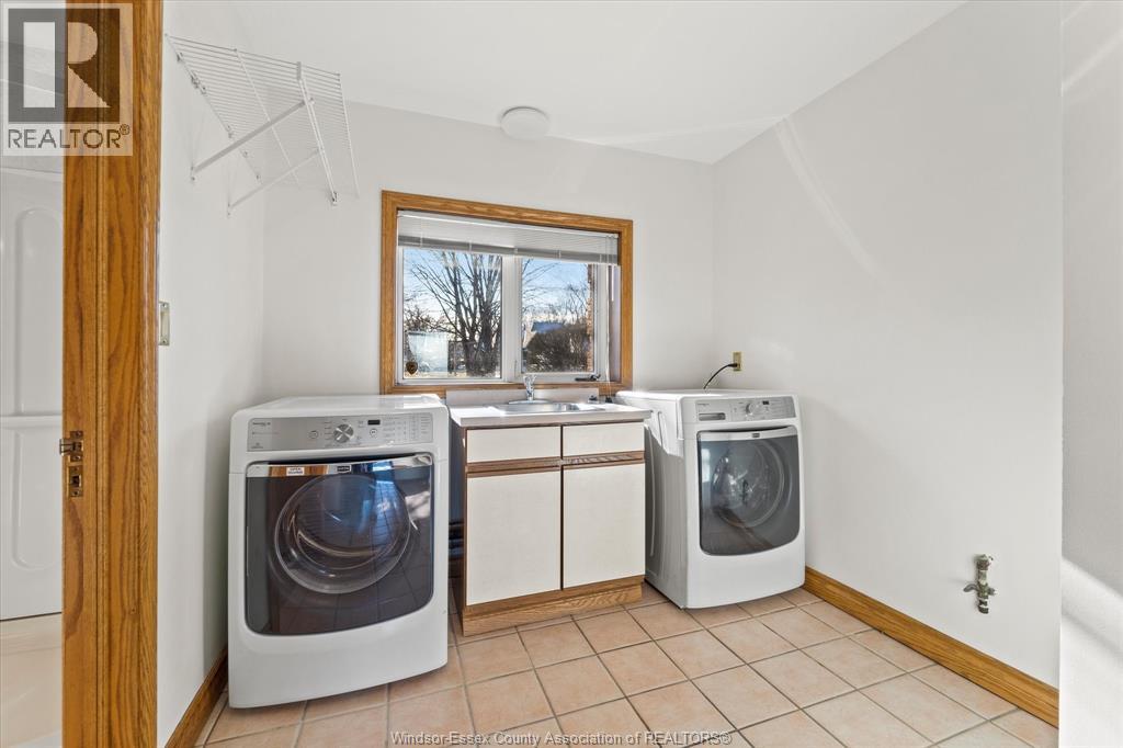 410 RUSSELL WOODS ROAD - 18