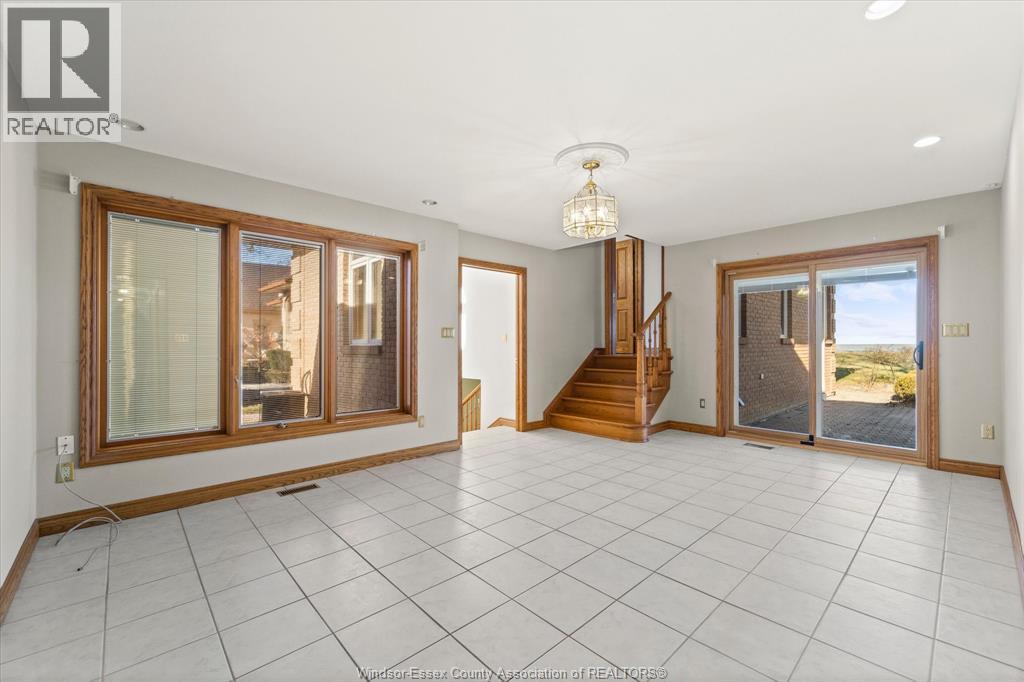410 RUSSELL WOODS ROAD - 20