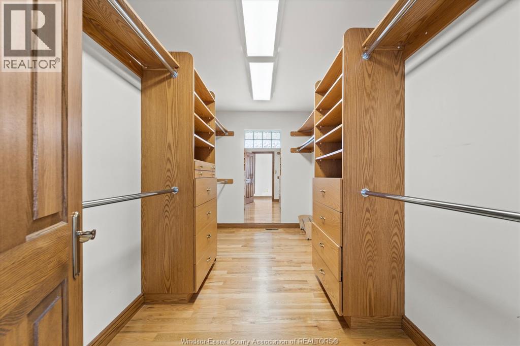 410 RUSSELL WOODS ROAD - 22