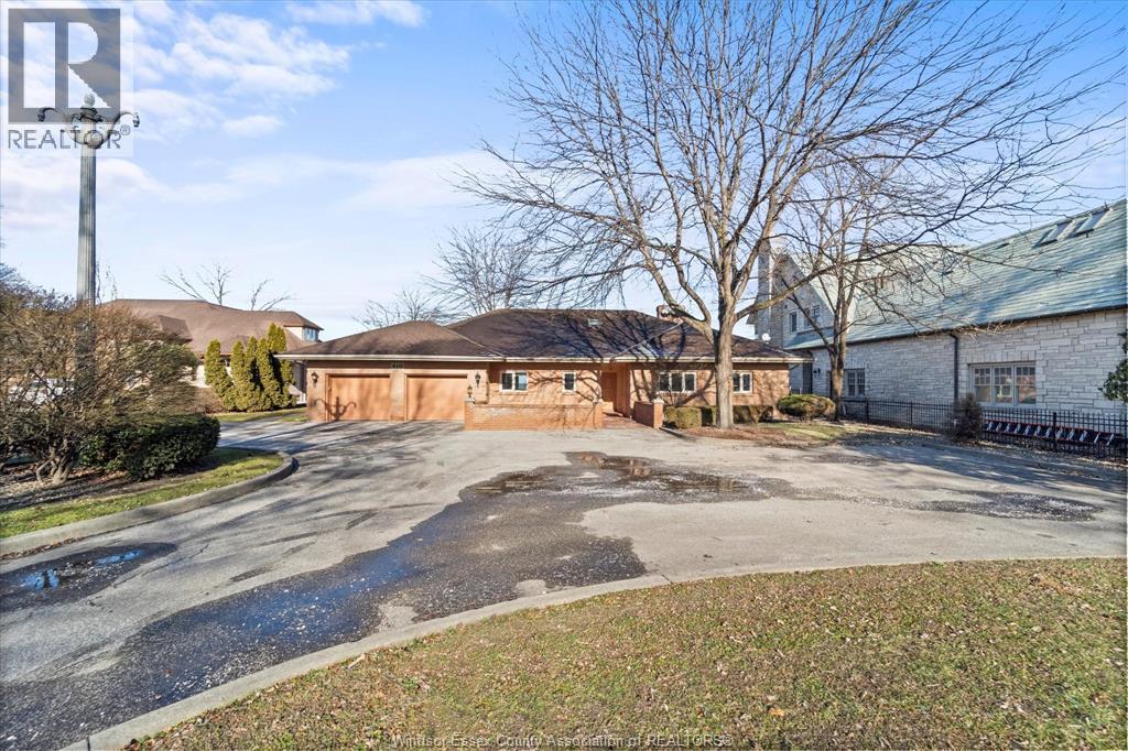 410 RUSSELL WOODS ROAD - 6