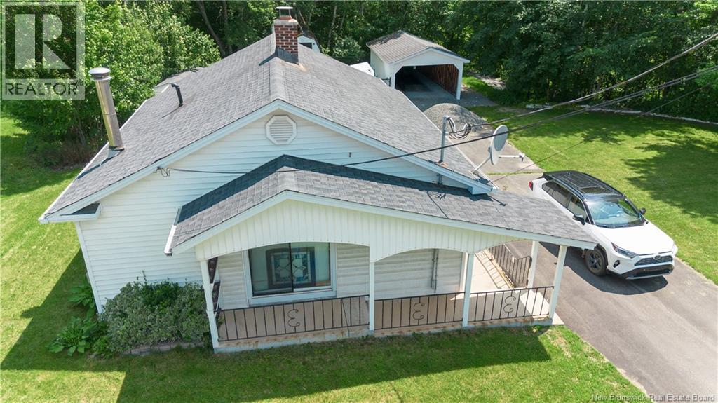 816 Pleasant Street - 1