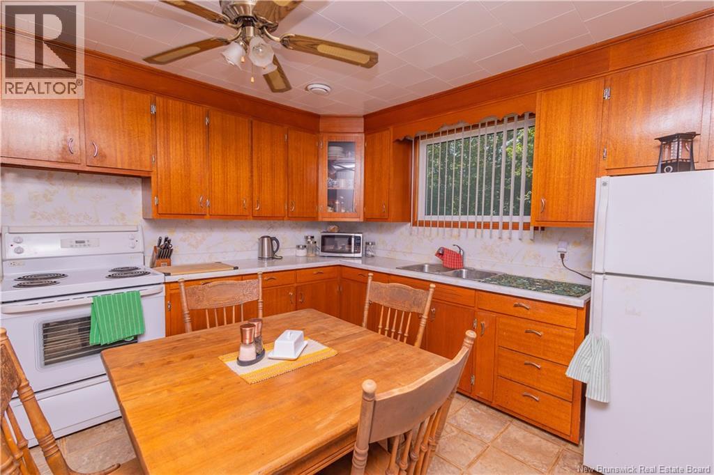 816 Pleasant Street - 12