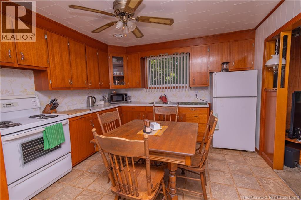 816 Pleasant Street - 10