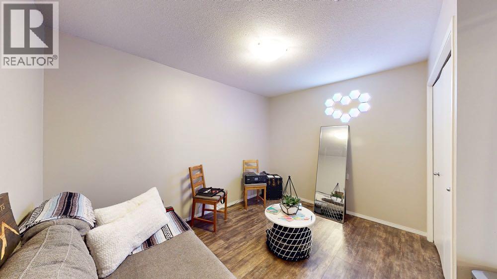 #116 1632 Saamis Drive NW - 12