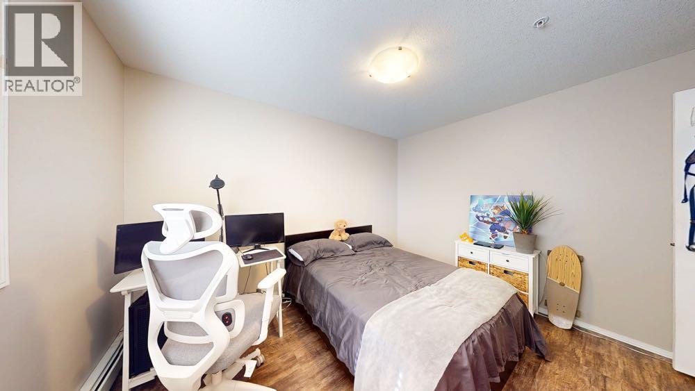 #116 1632 Saamis Drive NW - 17