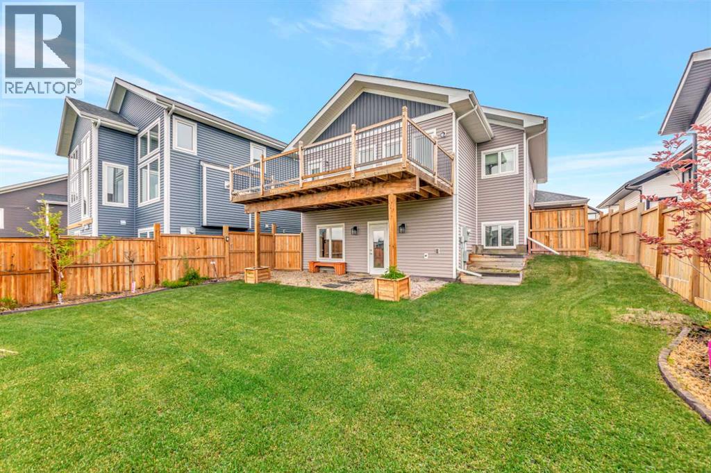 1316 47 Avenue Close - 36