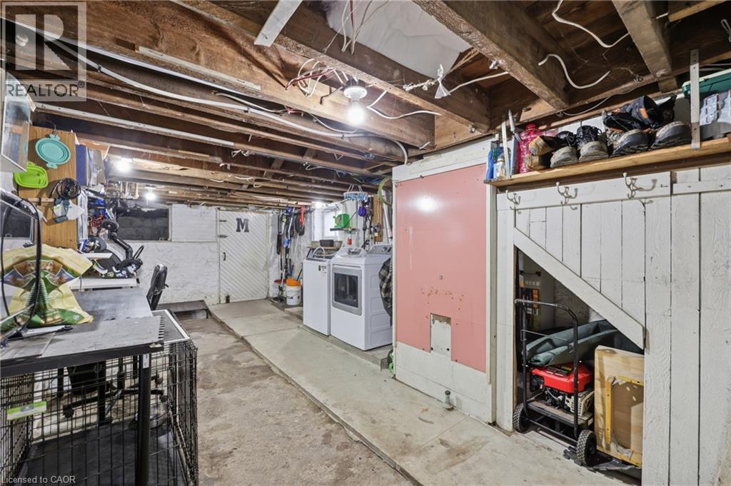 41 MAPLE Avenue - 31