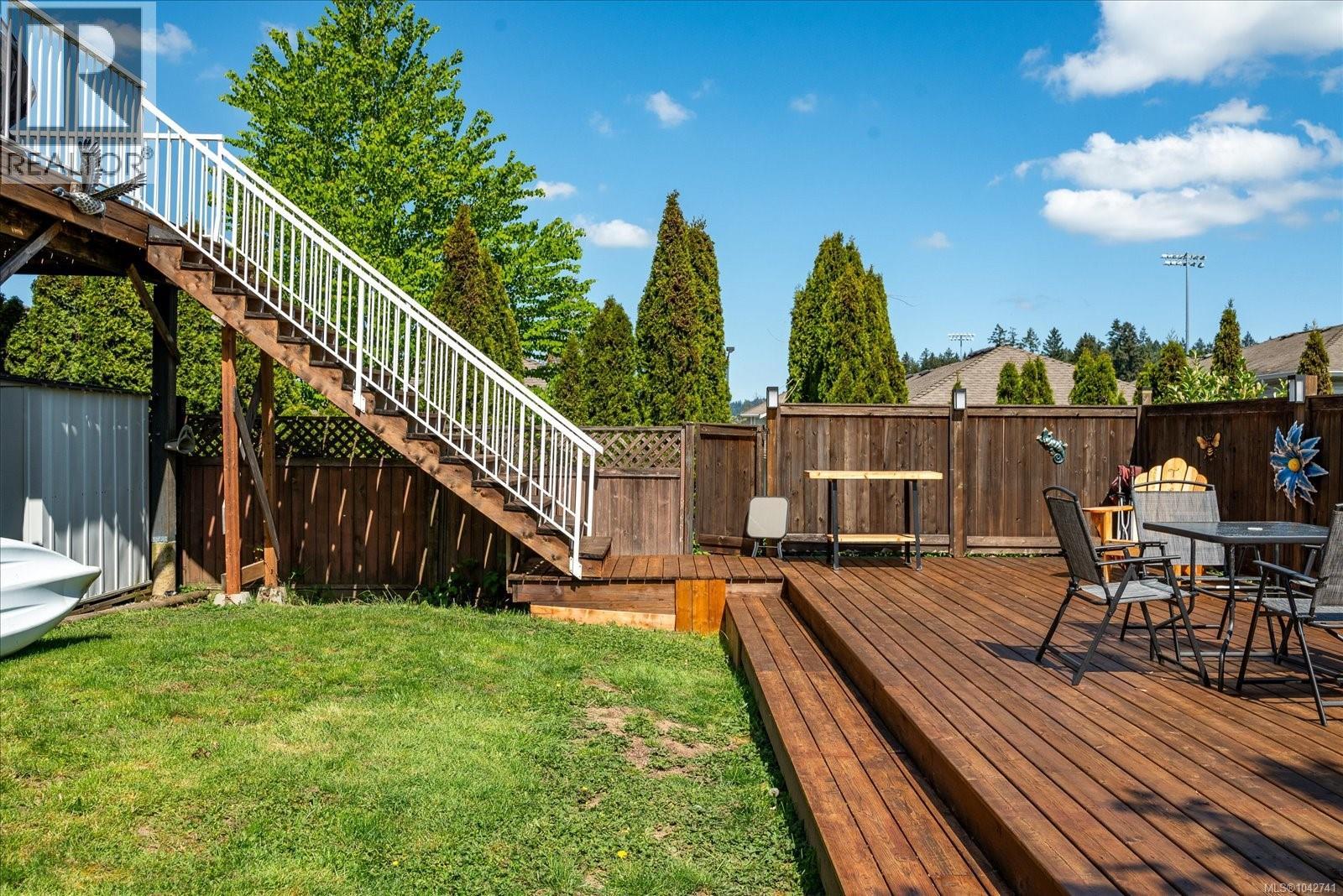 621 Oakwood Rd - 25