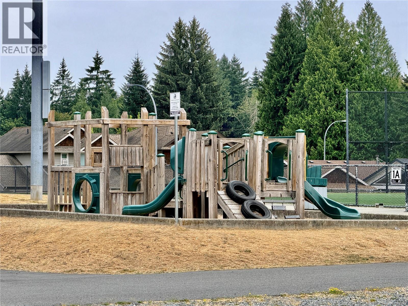 621 Oakwood Rd - 56