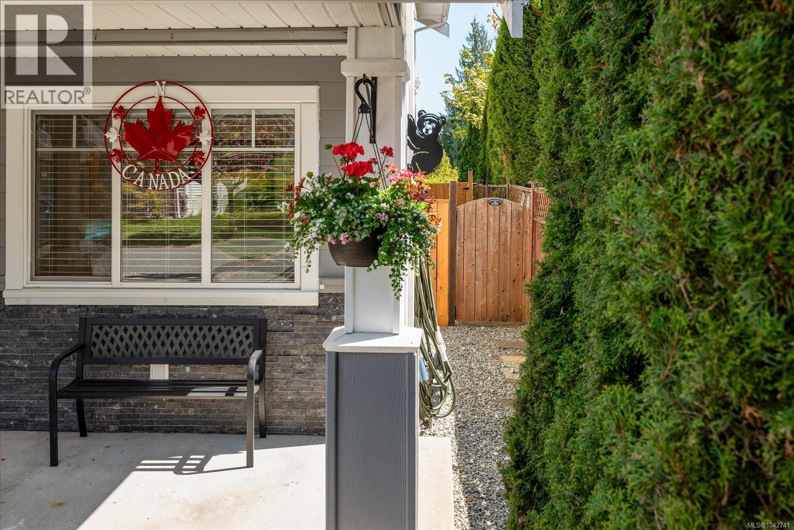 621 Oakwood Rd - 52