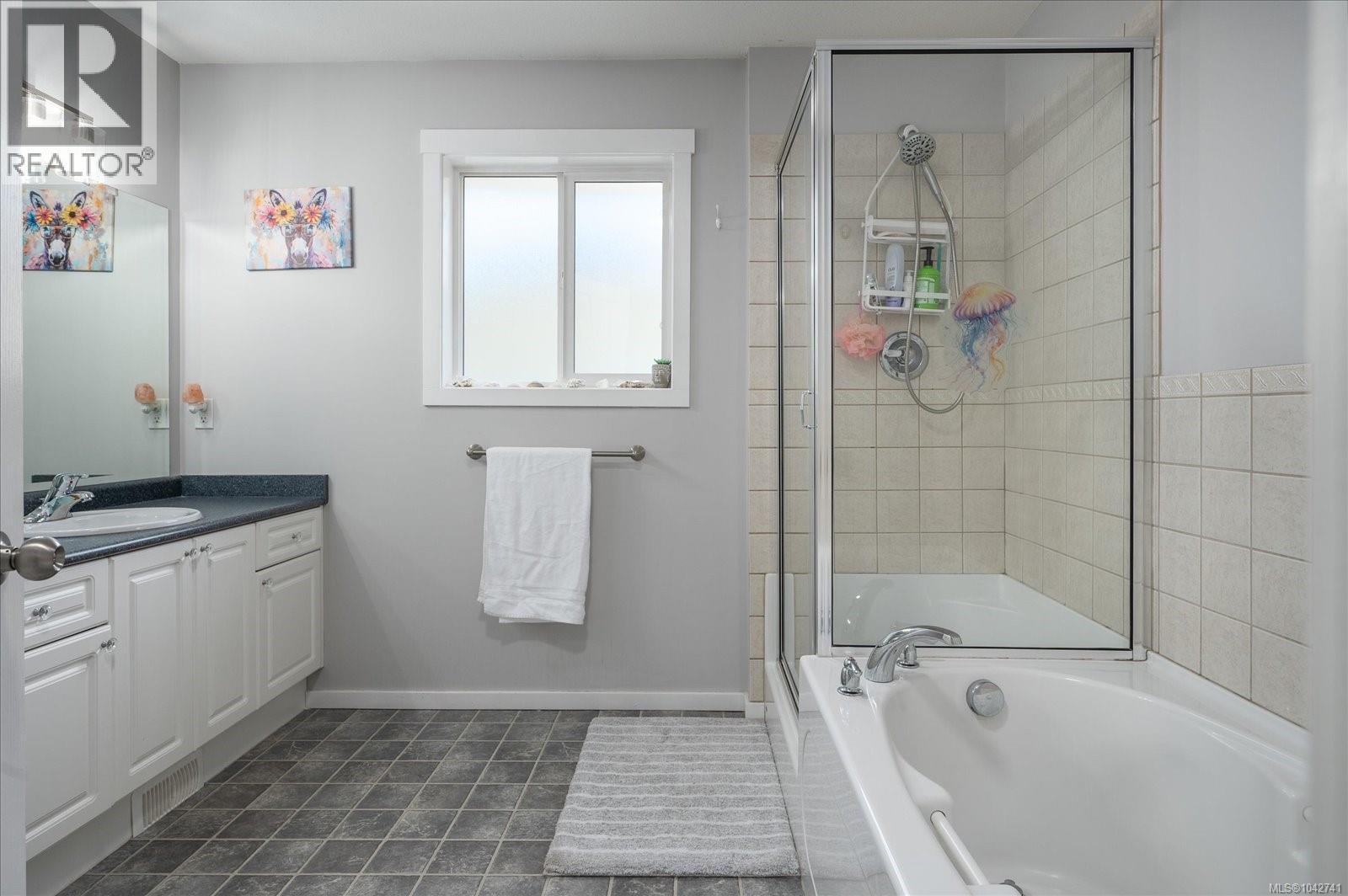 621 Oakwood Rd - 33