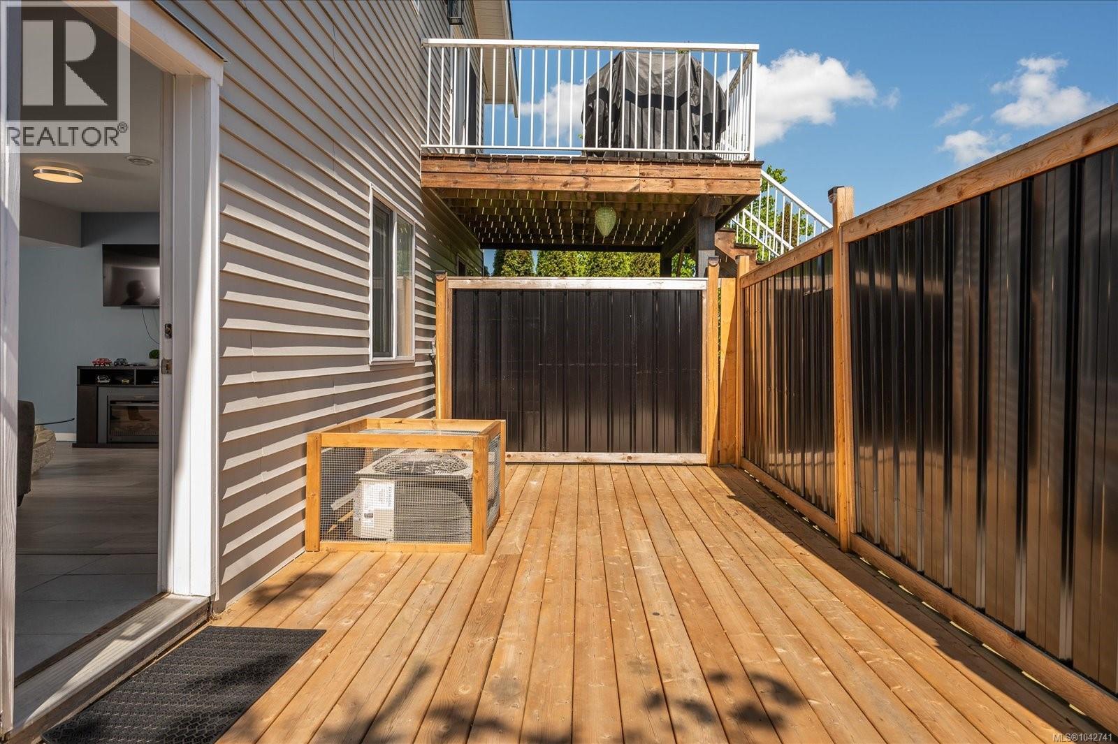 621 Oakwood Rd - 38