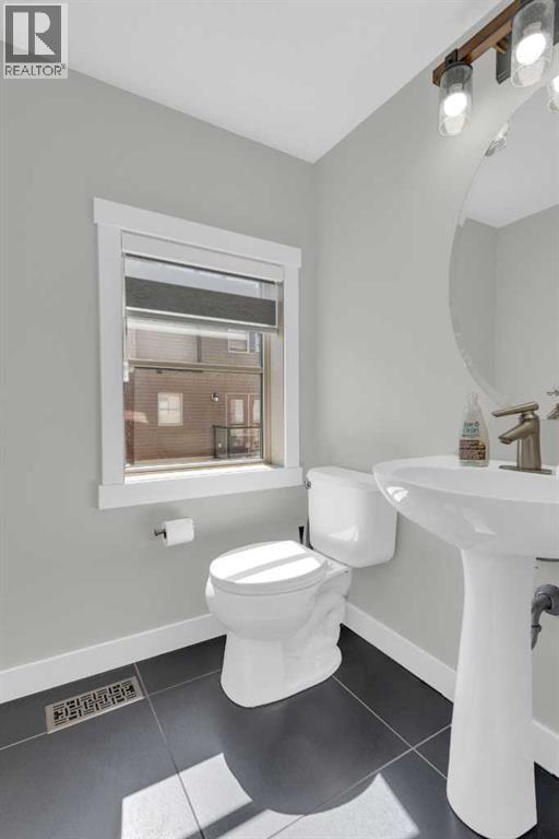 24 Aspen Hills Common SW - 14