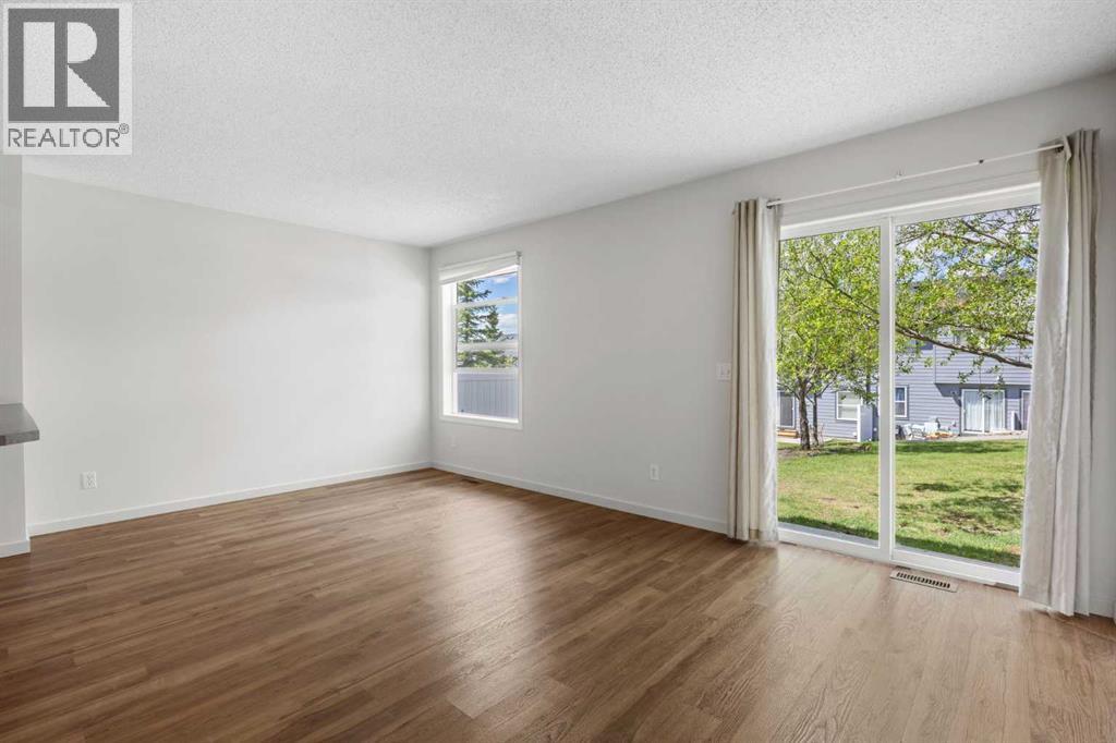 27 Panatella Villas NW - 13
