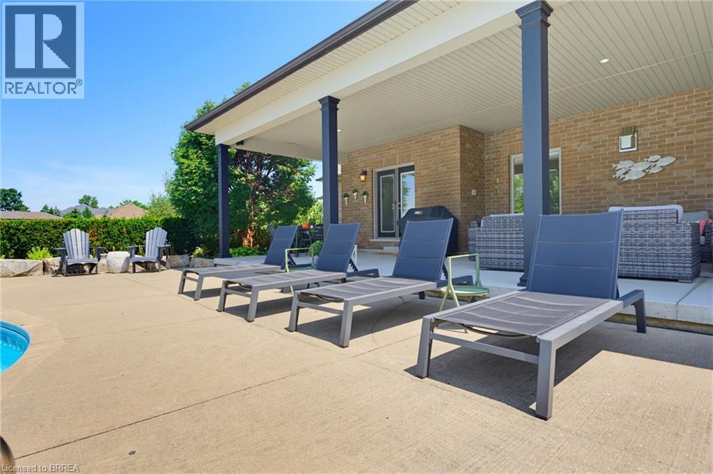13 WINGROVE WOODS - 48